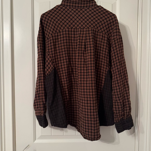 Umgee Brown and Black Plaid Button Down Shirt - Picture 4 of 7